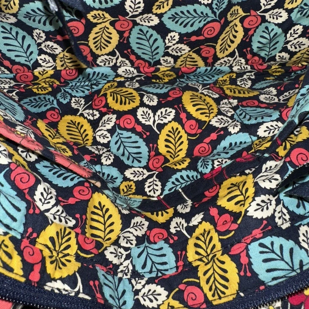 VERA BRADLEY RETIRED HAPPY SNAILS SHOULDER BAG TOTE FLOWERS GARDEN PURSE